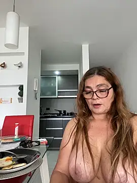 Snapshot of AntonellaAlondra4 chatting on March 2, 3:08 pm AntonellaAlondra4 online show from March 2, 3:08 pm