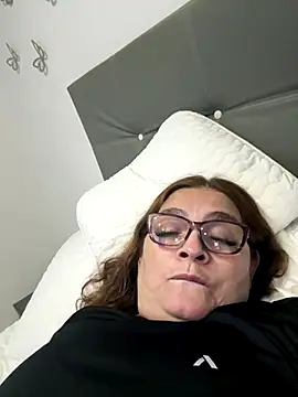 AntonellaAlondra4 online show from December 17, 2:16 am