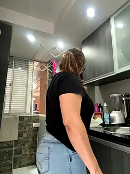 AntonellaAlondra4 online show from November 1, 2:11 pm