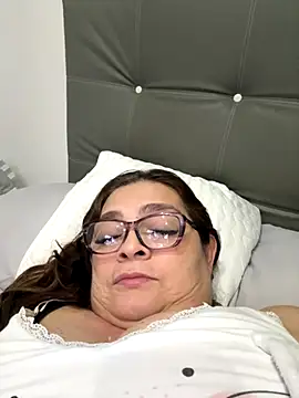 Snapshot of AntonellaAlondra4 chatting on September 13, 10:59 am AntonellaAlondra4 online show from September 13, 10:59 am