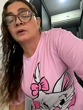 AntonellaAlondra4 online show from November 6, 4:00 pm