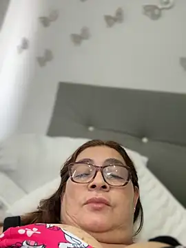 AntonellaAlondra4 online show from November 17, 1:26 pm