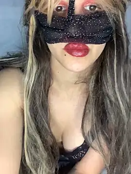 Snapshot of senoritaseno chatting on February 14, 8:26 pm senoritaseno online show from February 14, 8:26 pm