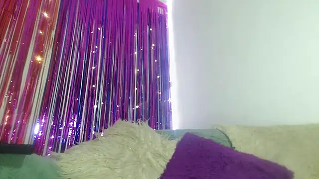 princesskitty111 online show from January 18, 6:56 am