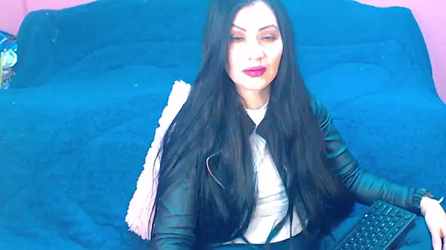 Snapshot of Ary_z chatting on December 14, 2:29 am Ary z online show from December 14, 2:29 am