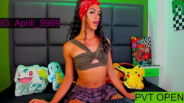 APRILL FOXX online show from November 18, 3:15 pm