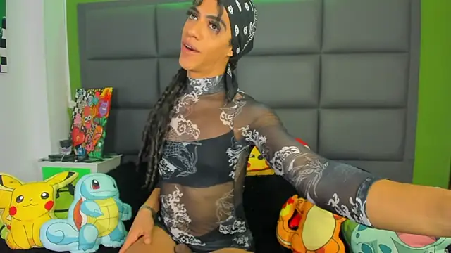 APRILL FOXX online show from December 22, 1:33 pm