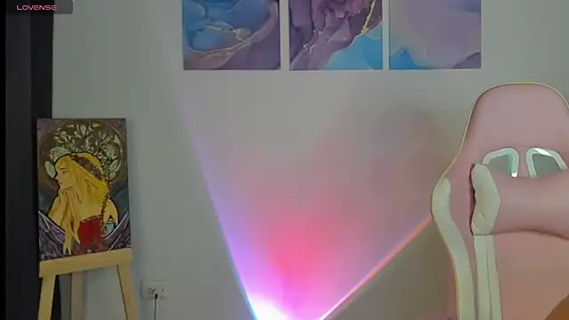 Pretty  zoe online show from February 24, 12:20 am