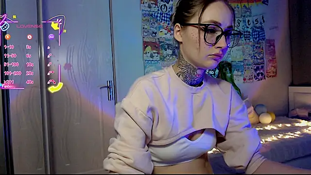 Snapshot of Milky_way_UwU chatting on September 28, 9:11 pm Milky way UwU online show from September 28, 9:11 pm