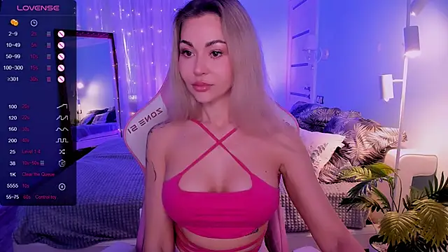 AdeleRoberts online show from April 23, 1:56 am