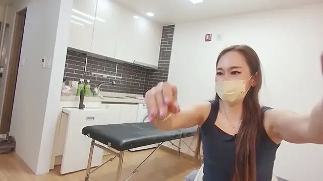 Snapshot of bigcobra69 chatting on December 2, 2:58 pm bigcobra69 online show from December 2, 2:58 pm