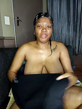 slimcate91 online show from April 16, 12:11 am