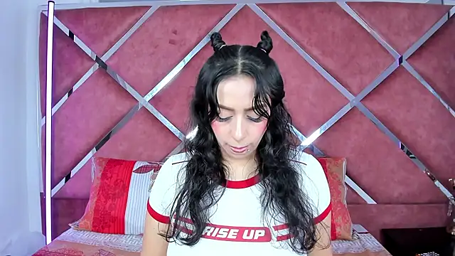 AlondraMendez online show from March 1, 1:43 am