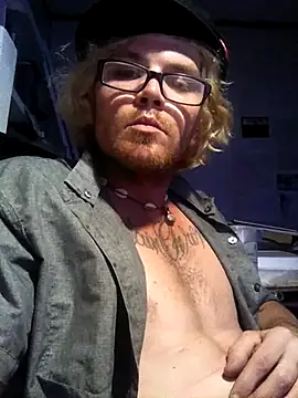 Snapshot of potholder420 chatting on July 25, 8:22 am potholder420 online show from July 25, 8:22 am