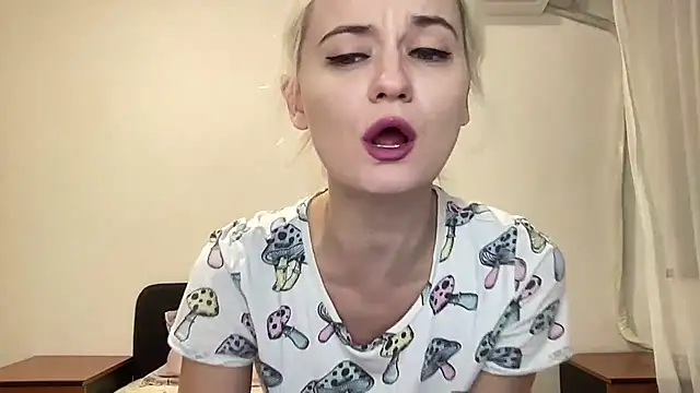 Onika Love online show from October 30, 3:09 pm