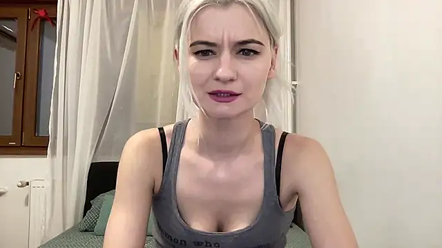 Onika Love online show from March 26, 6:39 pm