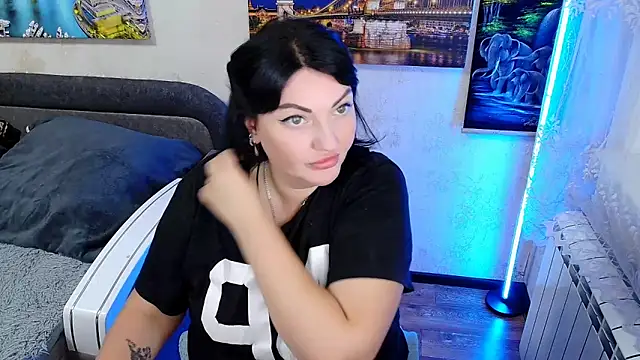 Lady Boom Wild  online show from September 18, 4:43 pm