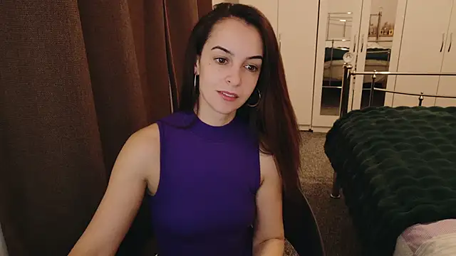 Snapshot of karlaolivia chatting on February 11, 10:25 am karlaolivia online show from February 11, 10:25 am