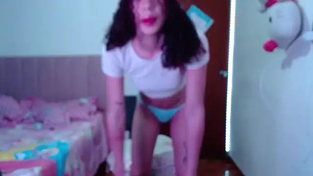 Perla web09 online show from December 2, 11:50 pm