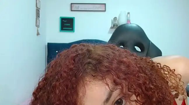 Perla web09 online show from January 19, 5:39 pm
