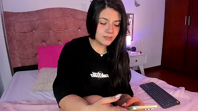 DesireSweet online show from May 13, 10:33 am
