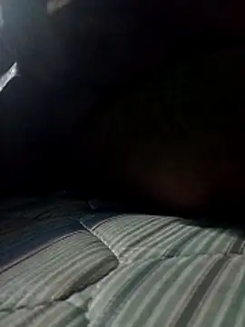 Snapshot of qkfc744888l chatting on March 17, 3:53 am qkfc744888l online show from March 17, 3:53 am