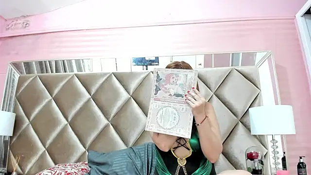 Aurora-Rossi online show from February 11, 2:33 am