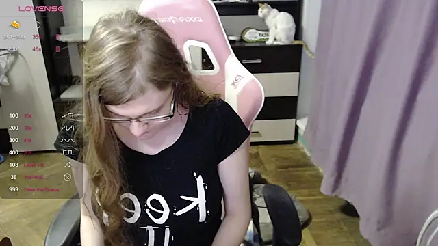 Tomato Tease online show from November 12, 1:59 pm