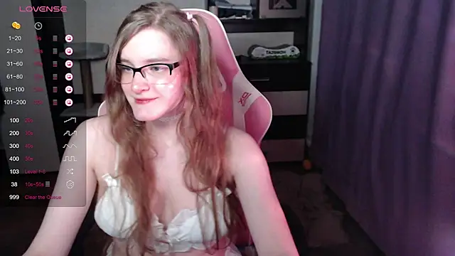 Tomato Tease online show from November 4, 6:44 pm