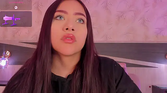 nicolle pierce online show from March 14, 12:44 pm