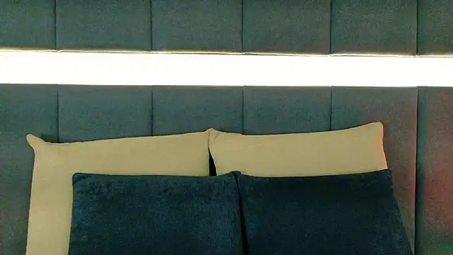 nicolle pierce online show from October 29, 2:16 pm