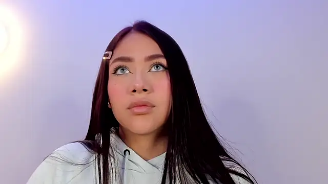 nicolle pierce online show from February 3, 2:44 pm