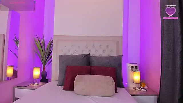 nicolle pierce online show from April 9, 10:21 am