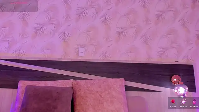 nicolle pierce online show from February 19, 12:13 pm