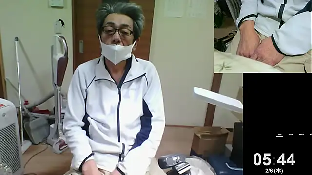 mama010-chan online show from February 5, 8:46 pm