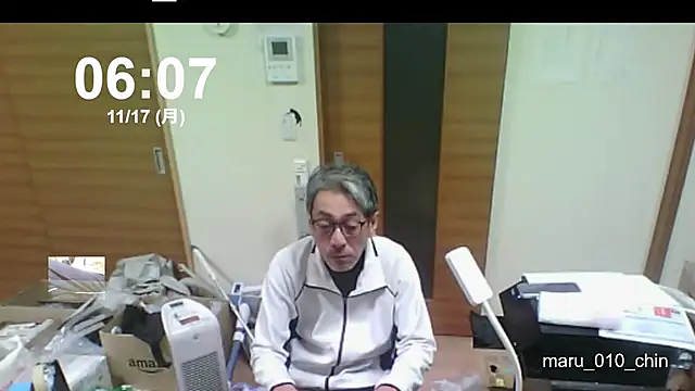 Snapshot of mama010-chan chatting on November 16, 9:08 pm mama010-chan online show from November 16, 9:08 pm