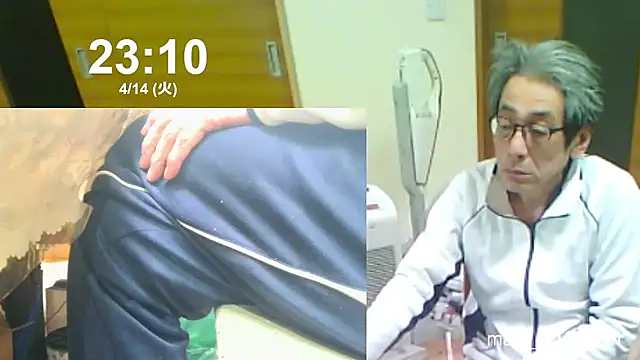 mama010-chan online show from April 14, 2:11 pm