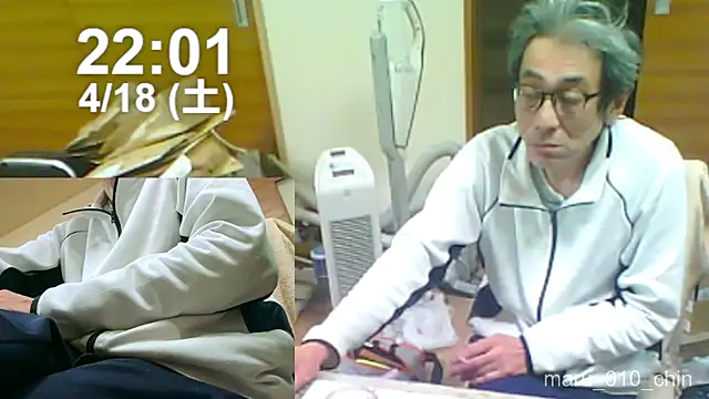 mama010-chan online show from April 18, 1:02 pm