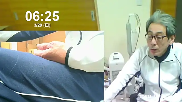 mama010-chan online show from March 29, 9:27 pm