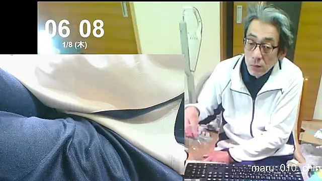 mama010-chan online show from January 7, 9:09 pm