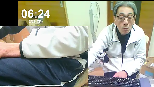 mama010-chan online show from February 25, 9:25 pm