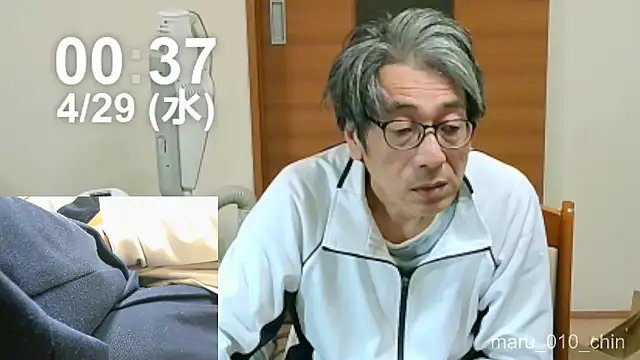 mama010-chan online show from April 28, 3:38 pm