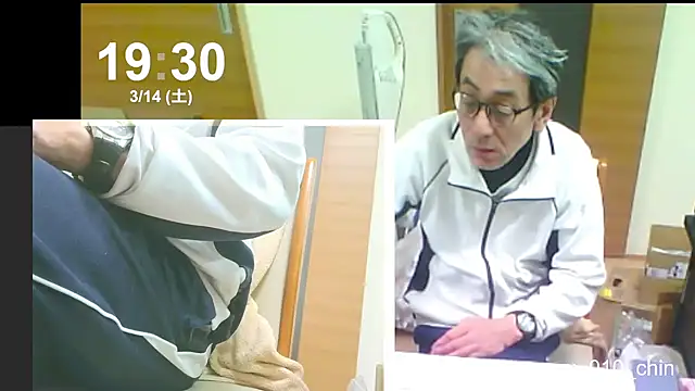 mama010-chan online show from March 14, 10:32 am