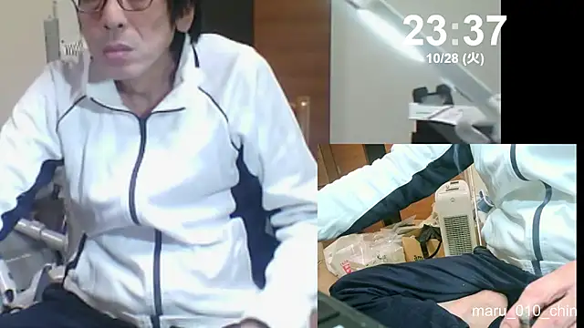 Snapshot of mama010-chan chatting on October 28, 2:38 pm mama010-chan online show from October 28, 2:38 pm