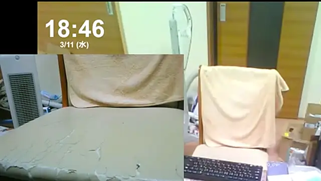 mama010-chan online show from March 11, 9:47 am