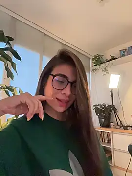 MariaIsabella8 online show from April 7, 10:11 pm