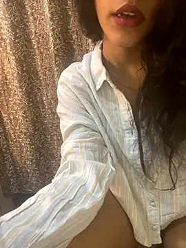 Divyaa69 online show from September 12, 2:17 pm