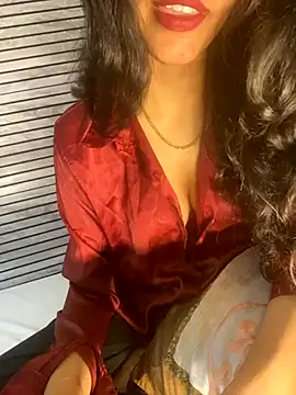 Divyaa69 online show from November 11, 8:47 pm