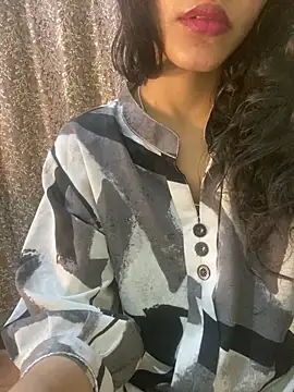 Divyaa69 online show from October 1, 1:44 am