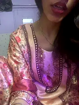 Divyaa69 online show from November 29, 5:24 pm